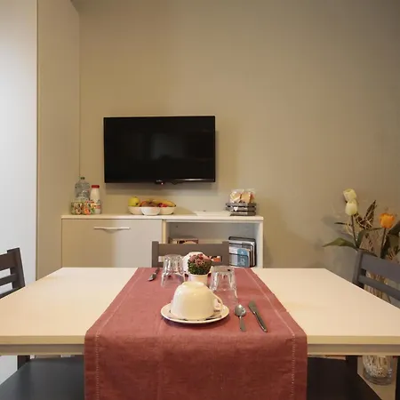 Easy Airport Luxury Aparment *